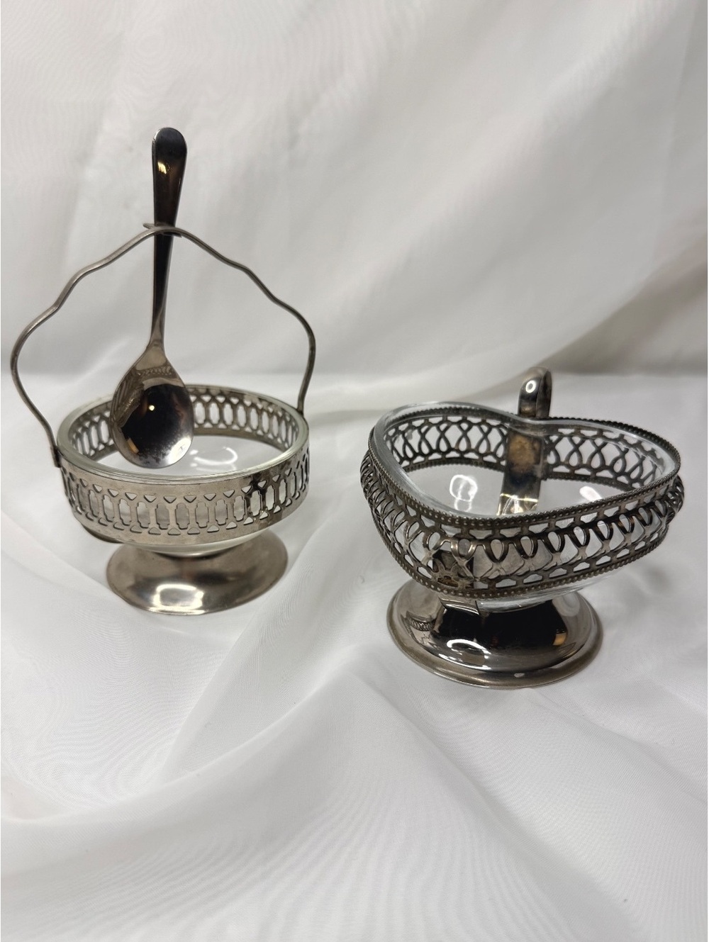 Midcentury Vintage Sheffield England Silver Plated Glass Heart Preserve Set